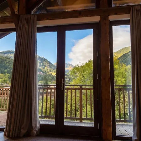Floor In Saint-jean-d'aulps, Balcony
